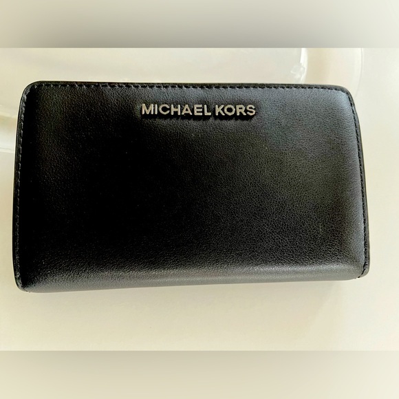 Michale Kors Wallet Black Leather - Picture 1 of 4